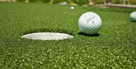 Consider the putting surface